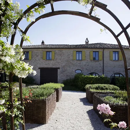 Urbino Resort - Tenuta Santi Giacomo e Filippo-3